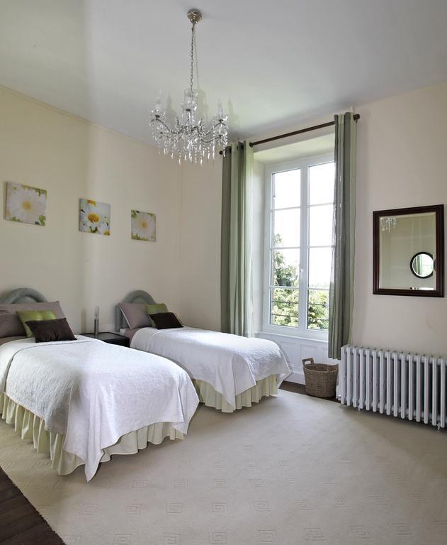 Le Presbytere Bed & Breakfast Saint-Bomer-les-Forges Eksteriør bilde